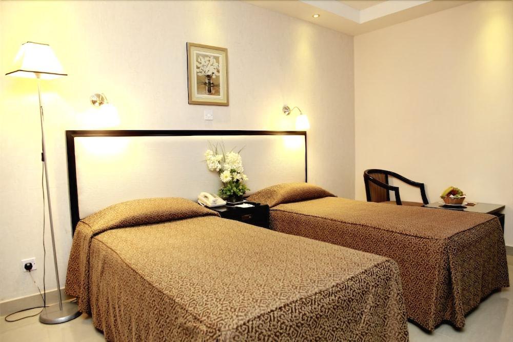 Palm Beach Hotel Dubai Dış mekan fotoğraf